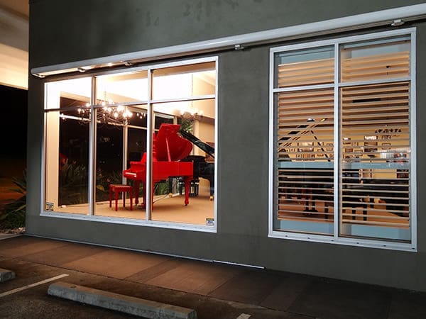 Decorative frosted and privacy graphics on office glazing.